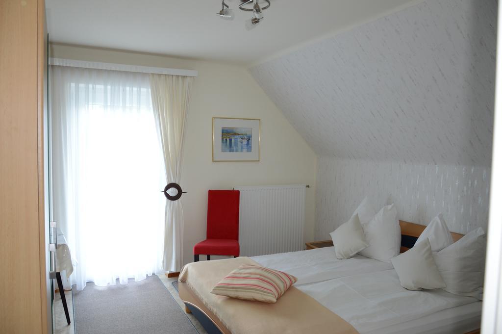 Apartamento Haus Thon Bodensdorf Habitación foto